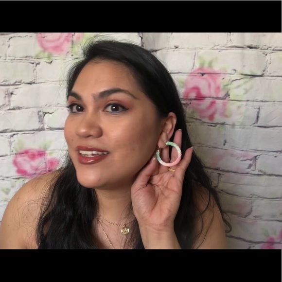 tri-color beaded hoop - Picture 3 of 3